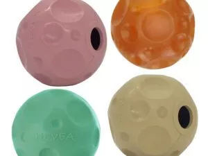 Spielbälle für Hunde in vier Farben aus Naturkautschuk von Hevea